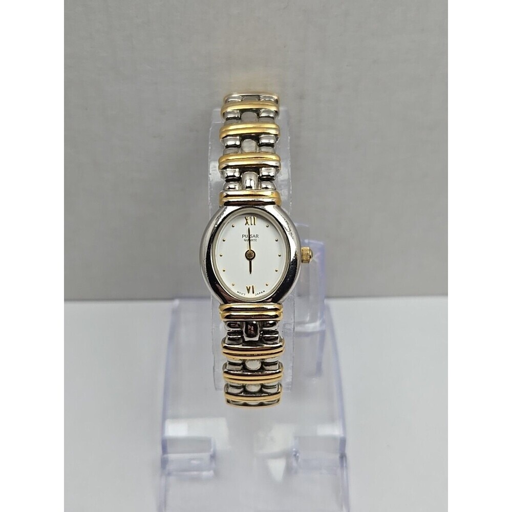 Pulsar Womens Two Tone Oval Quartz Watch 19mm Bracelet V700 X077 New Battery